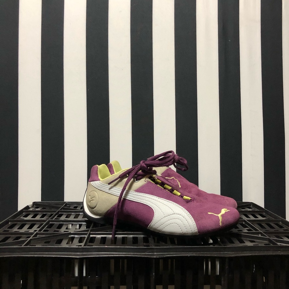 "Vintage" Puma Suede =^..^=